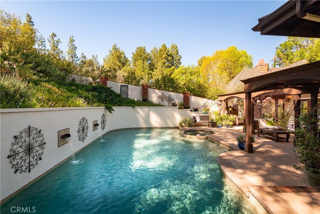 Property photo 37