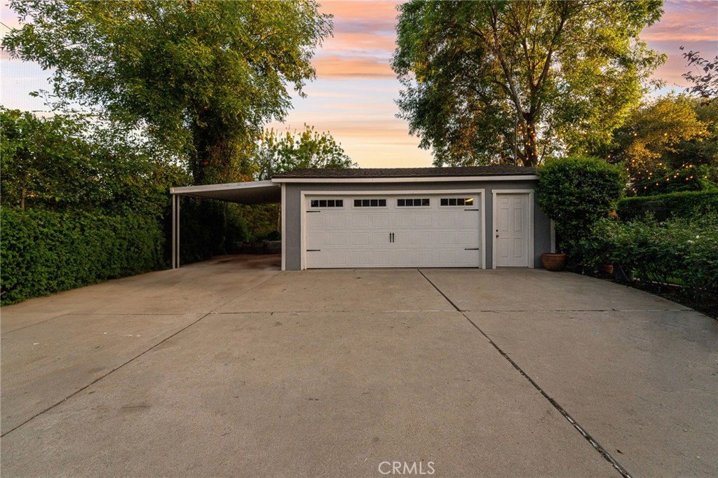 Property photo 46