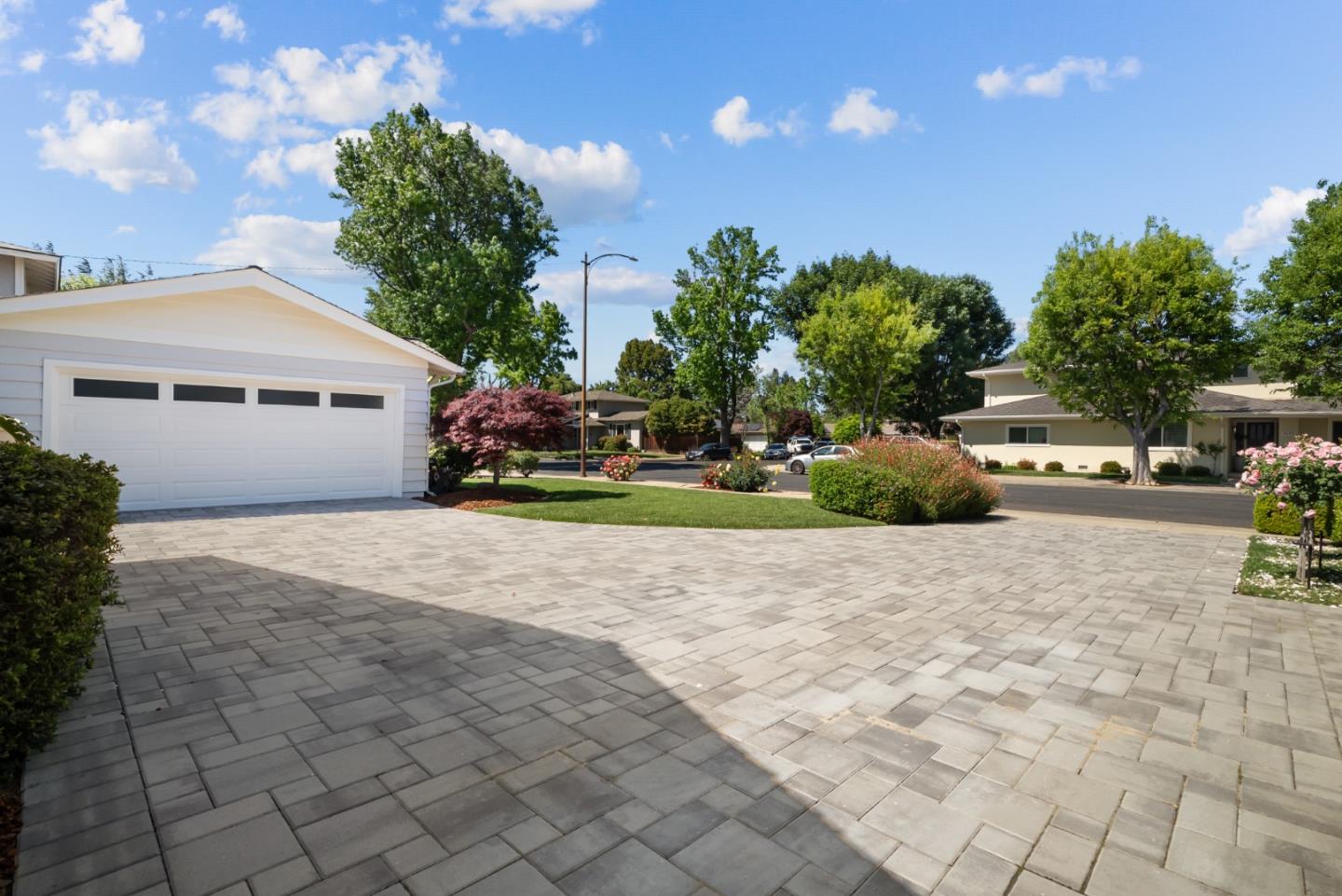 Property photo 44