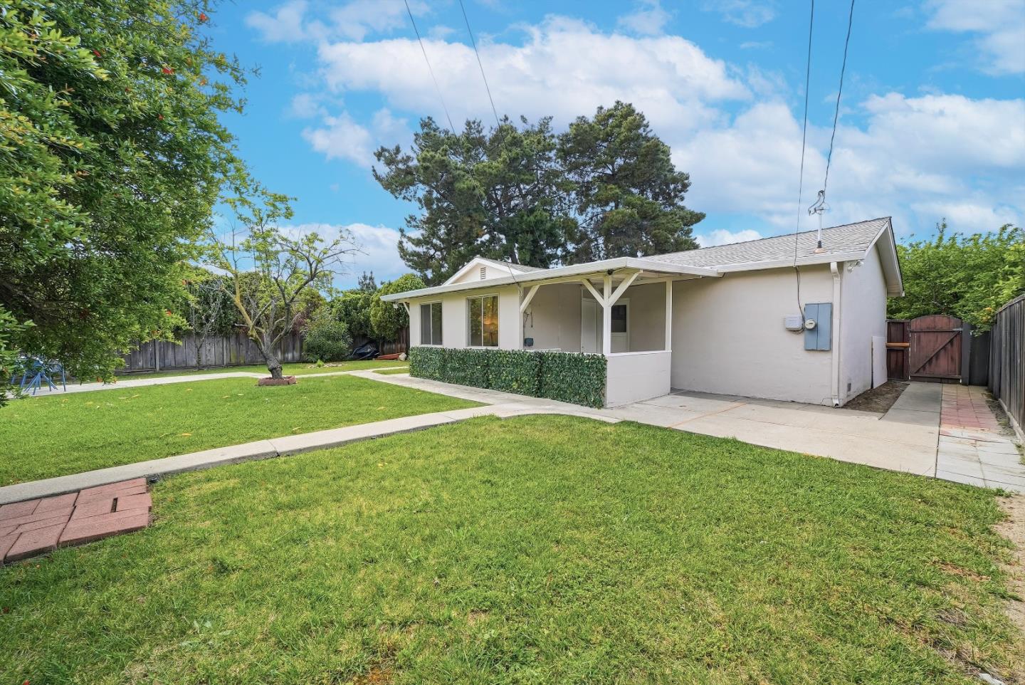 Property photo 44