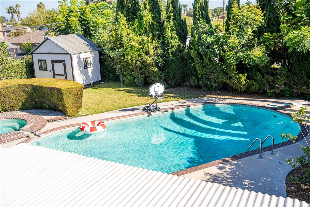 Property photo 35