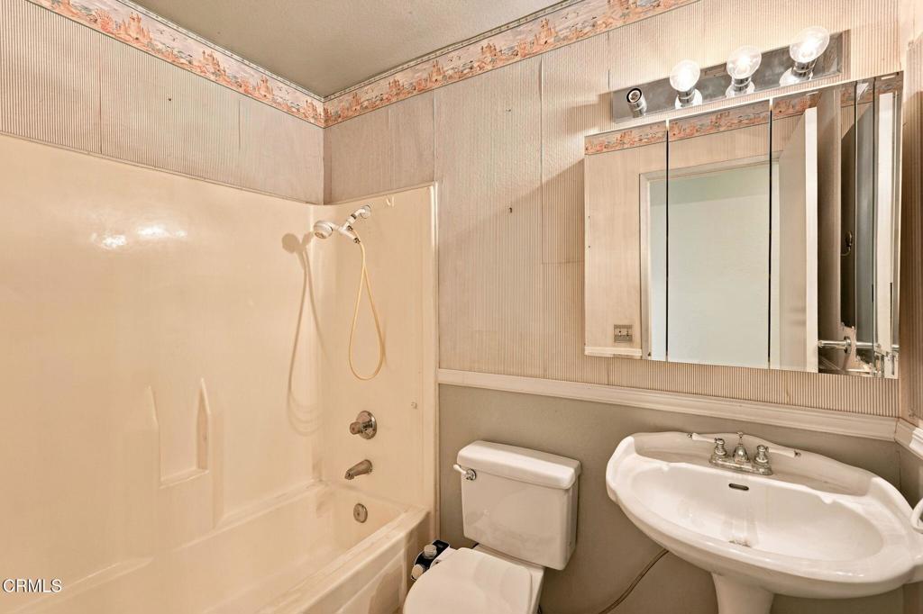 Property photo 32