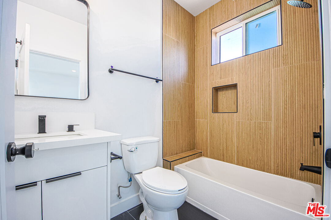 Property photo 50