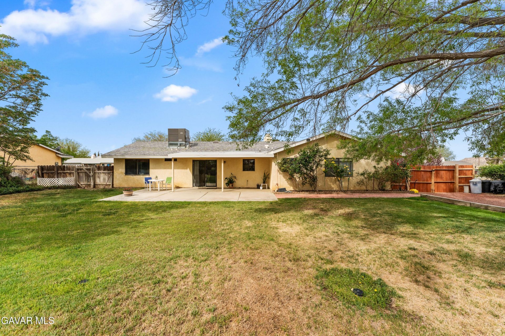 Property photo 38