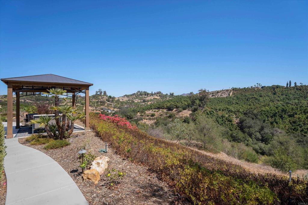 Property photo 44