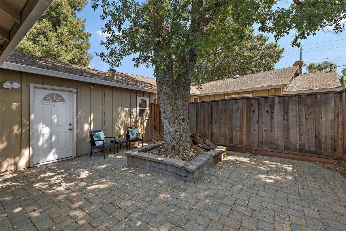 Property photo 28