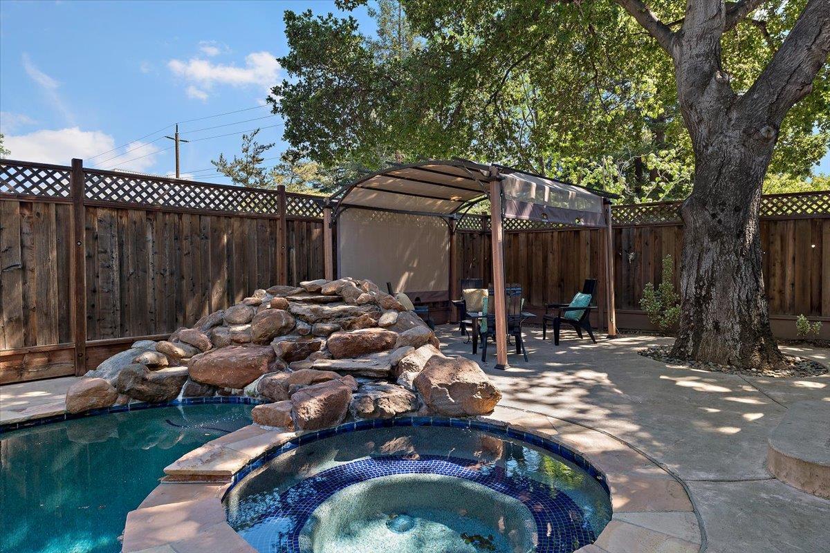 Property photo 29