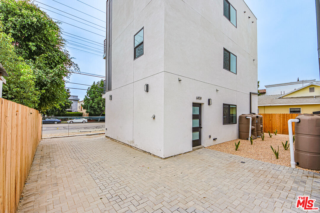 Property photo 28