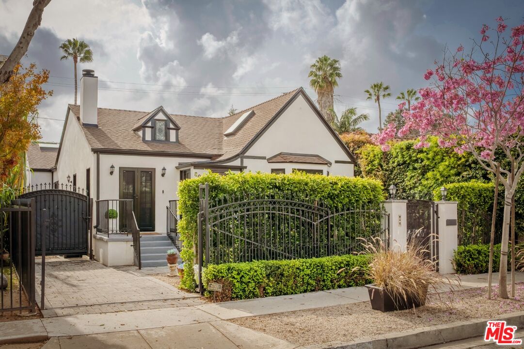 Property photo 38