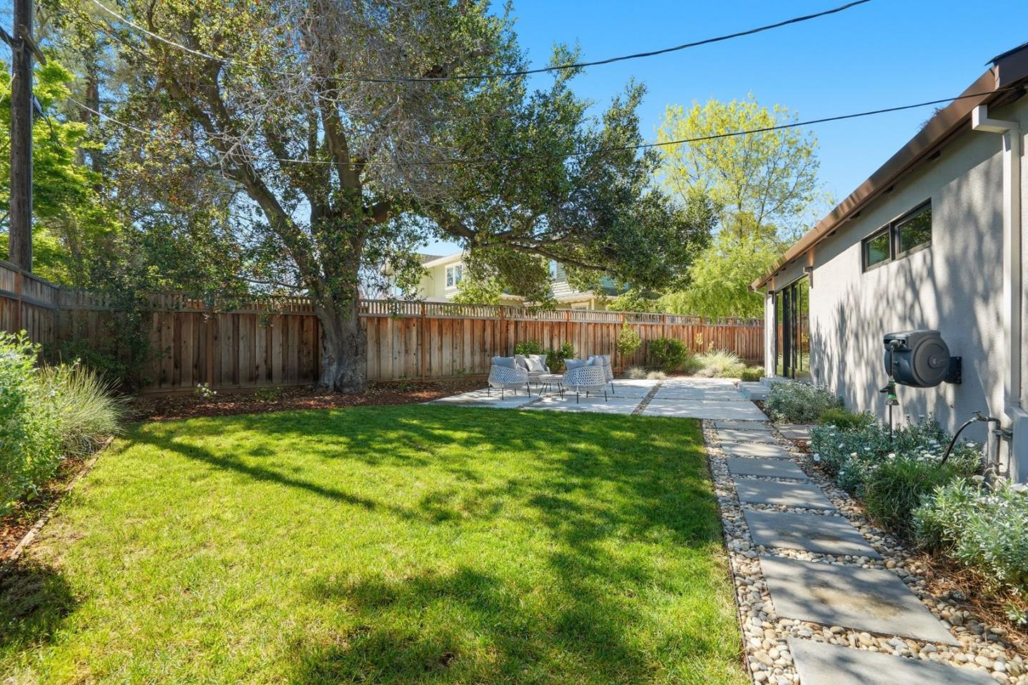 Property photo 44