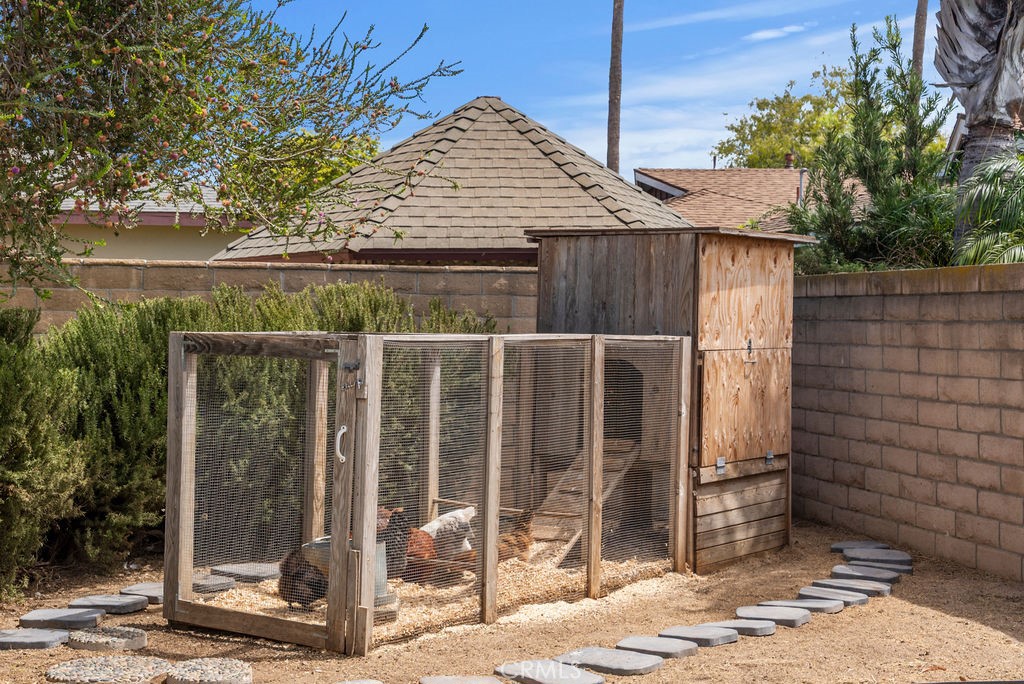 Property photo 32