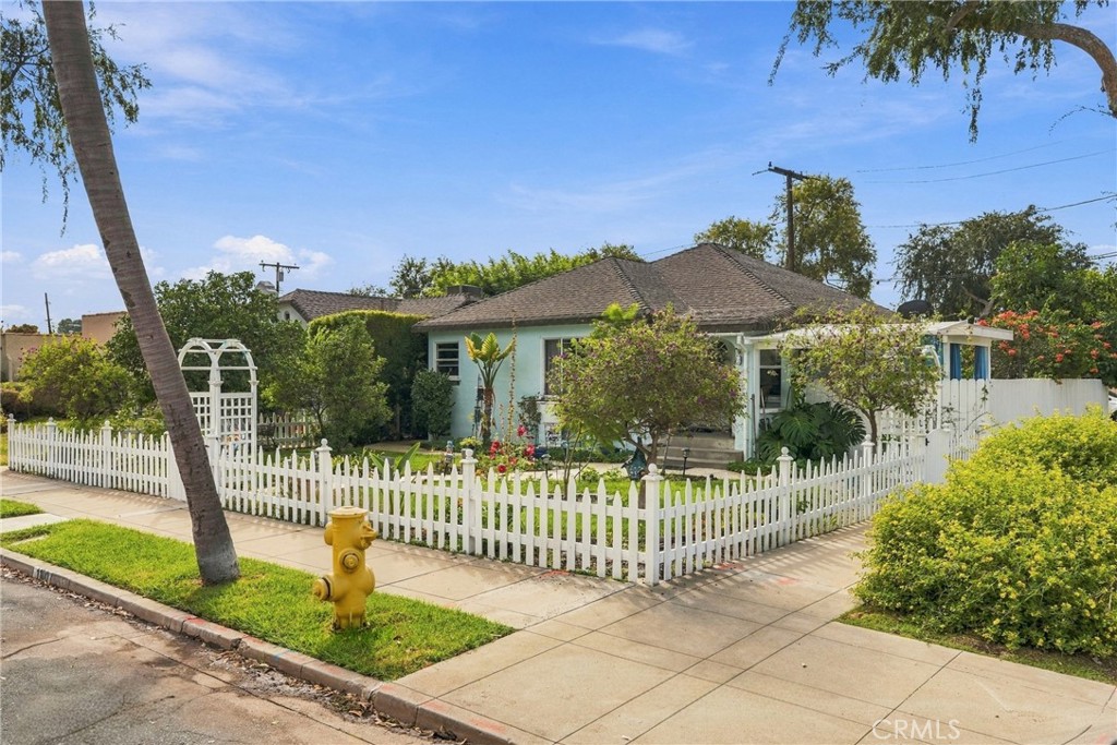 Property photo 35
