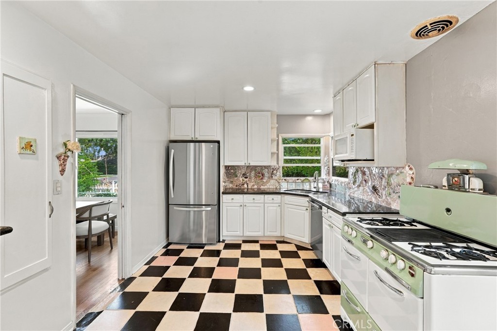 Property photo 38