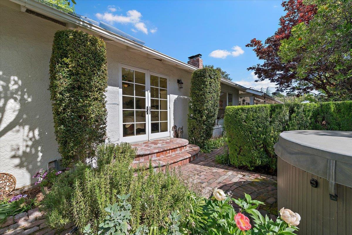 Property photo 33