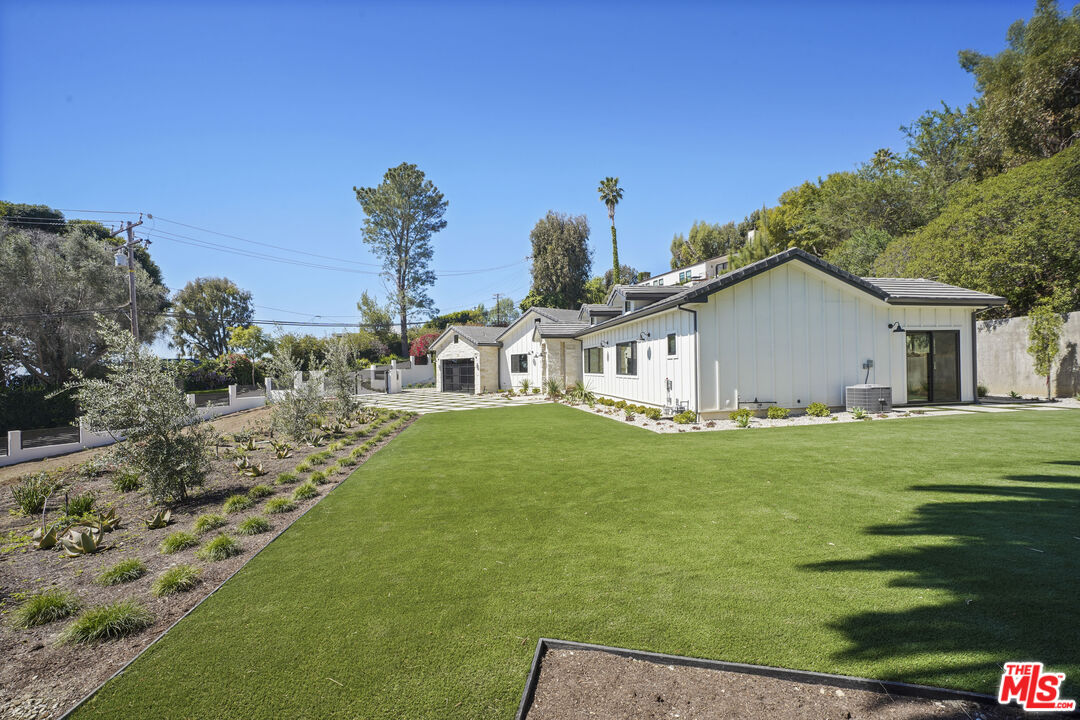 Property photo 31