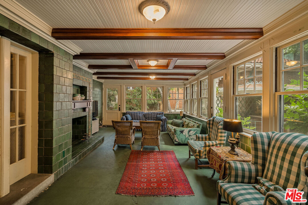 Property photo 25