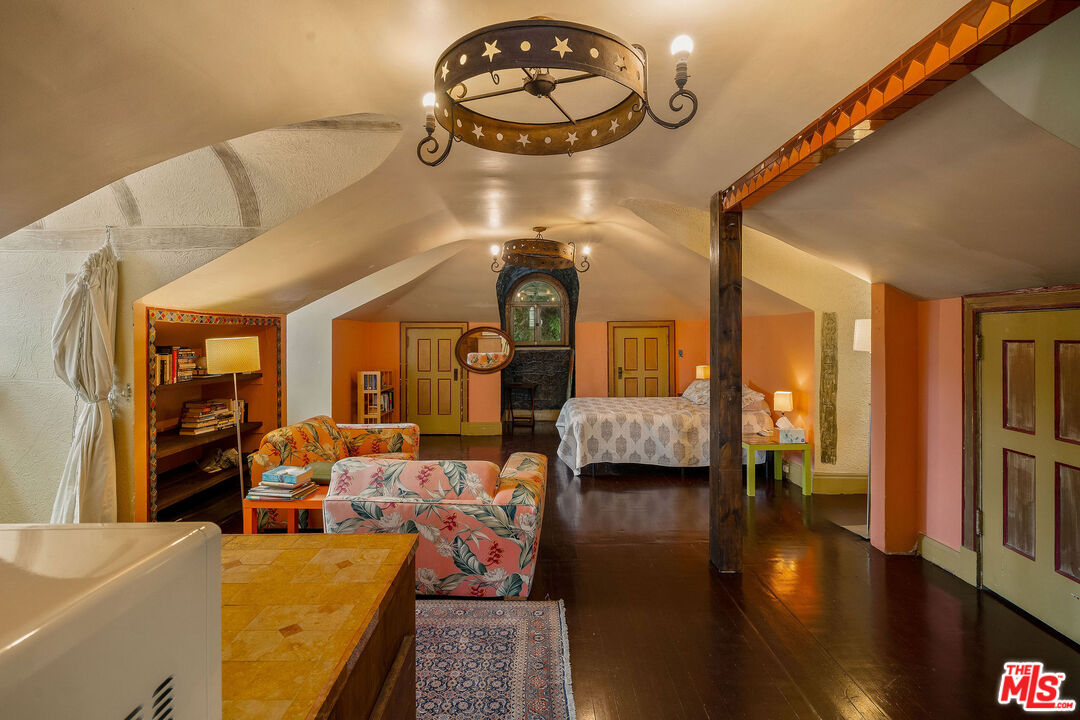 Property photo 42