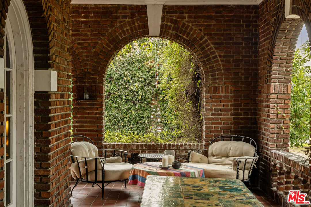 Property photo 43