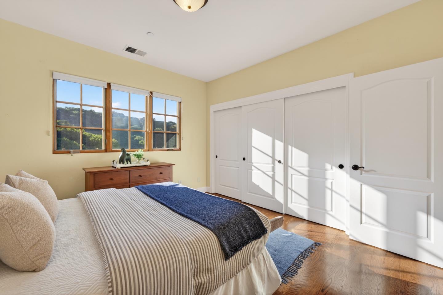 Property photo 50
