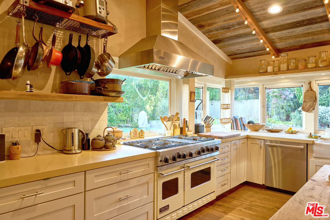 Property photo 16