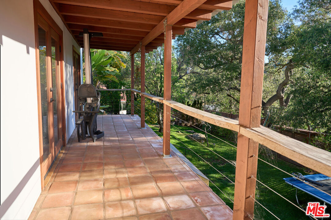 Property photo 37