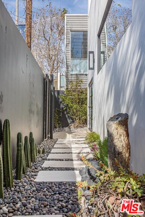 Property photo 29