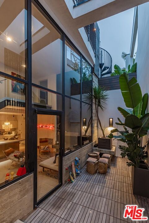Property photo 37