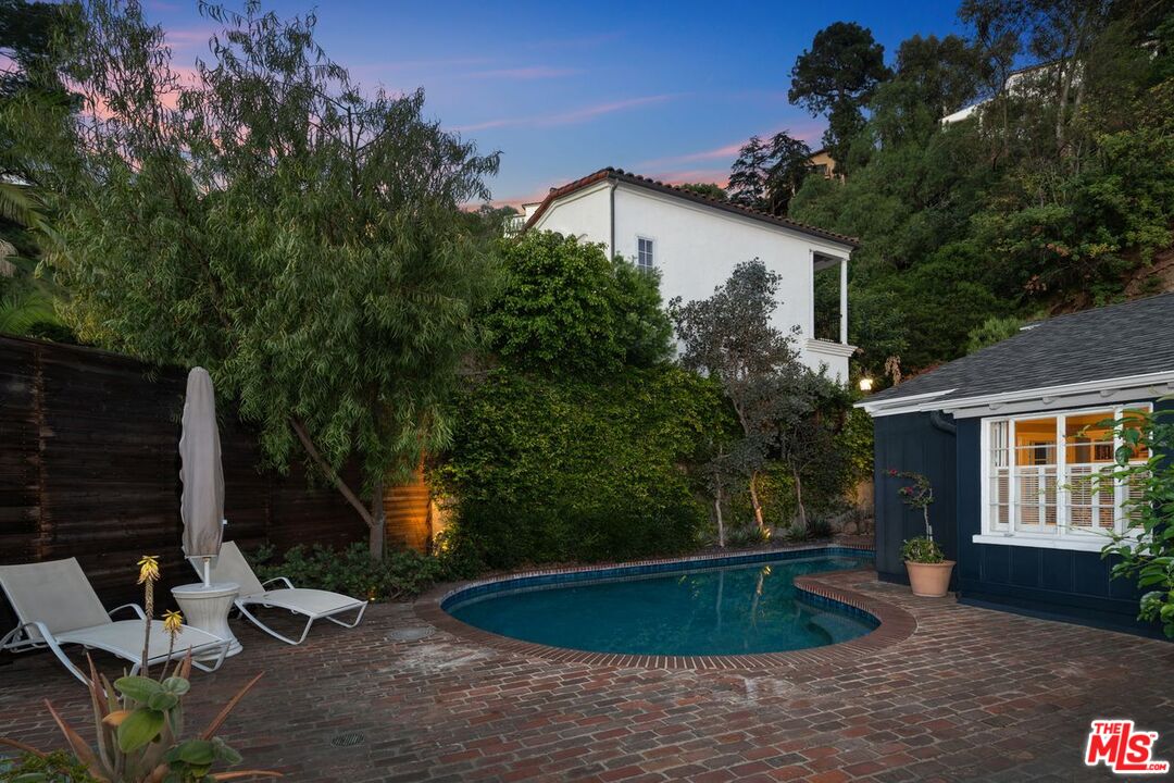 Property photo 35