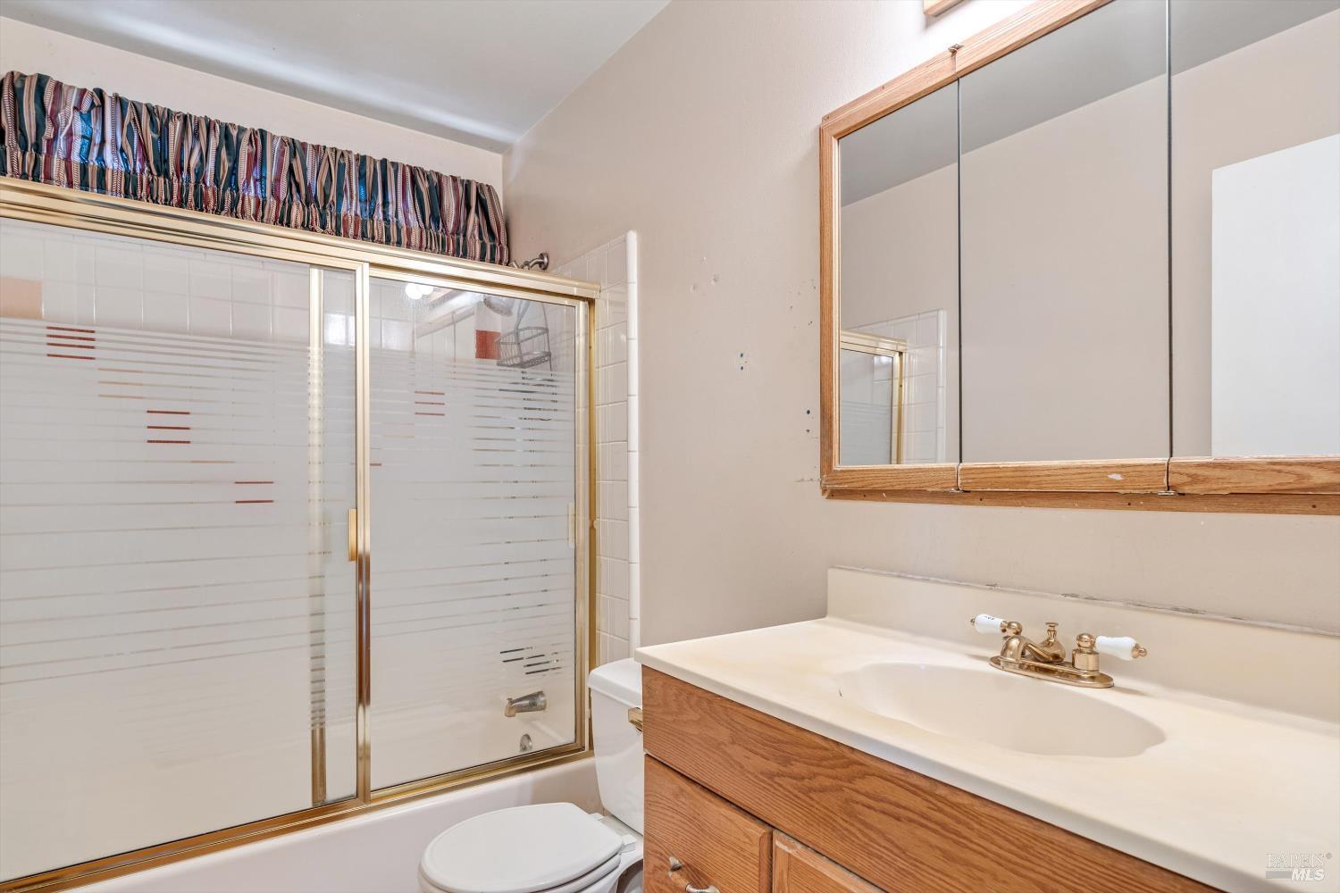 Property photo 35