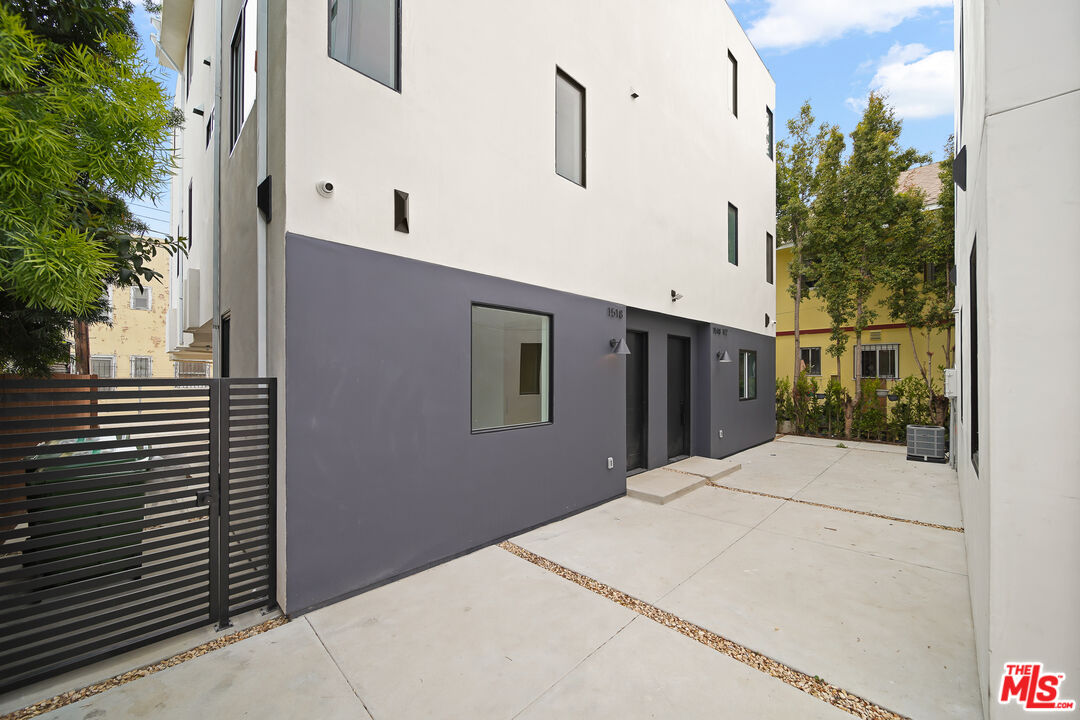 Property photo 30
