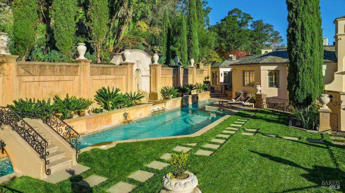 Property photo 44