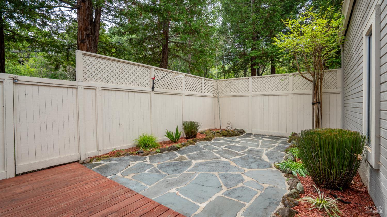Property photo 40