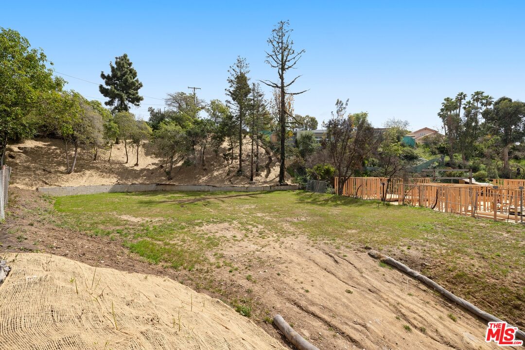 Property photo 28