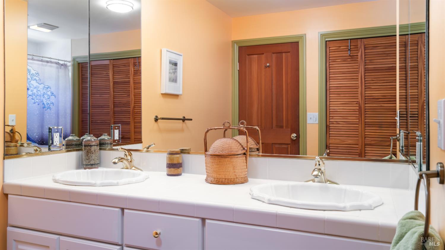 Property photo 28