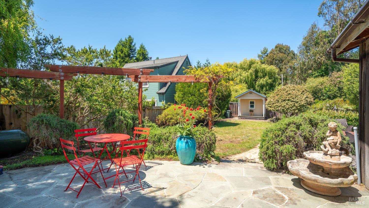 Property photo 32