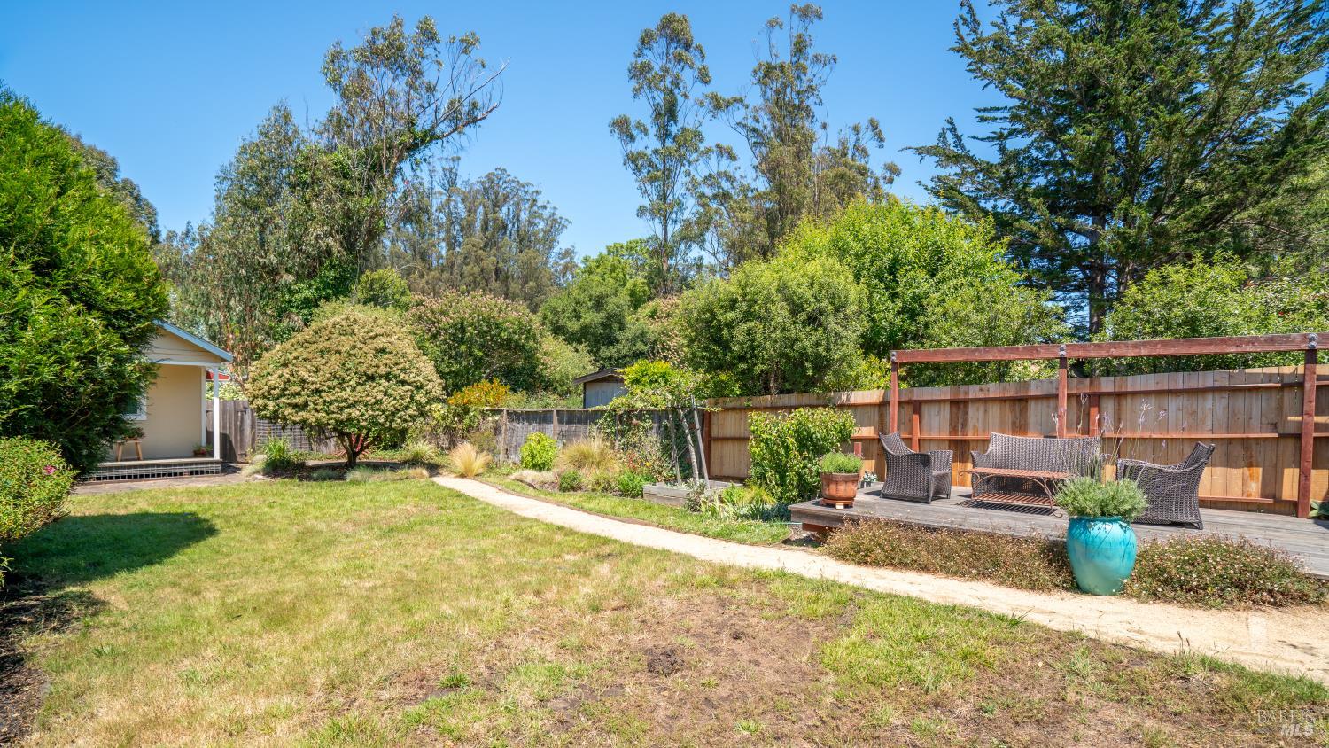 Property photo 33