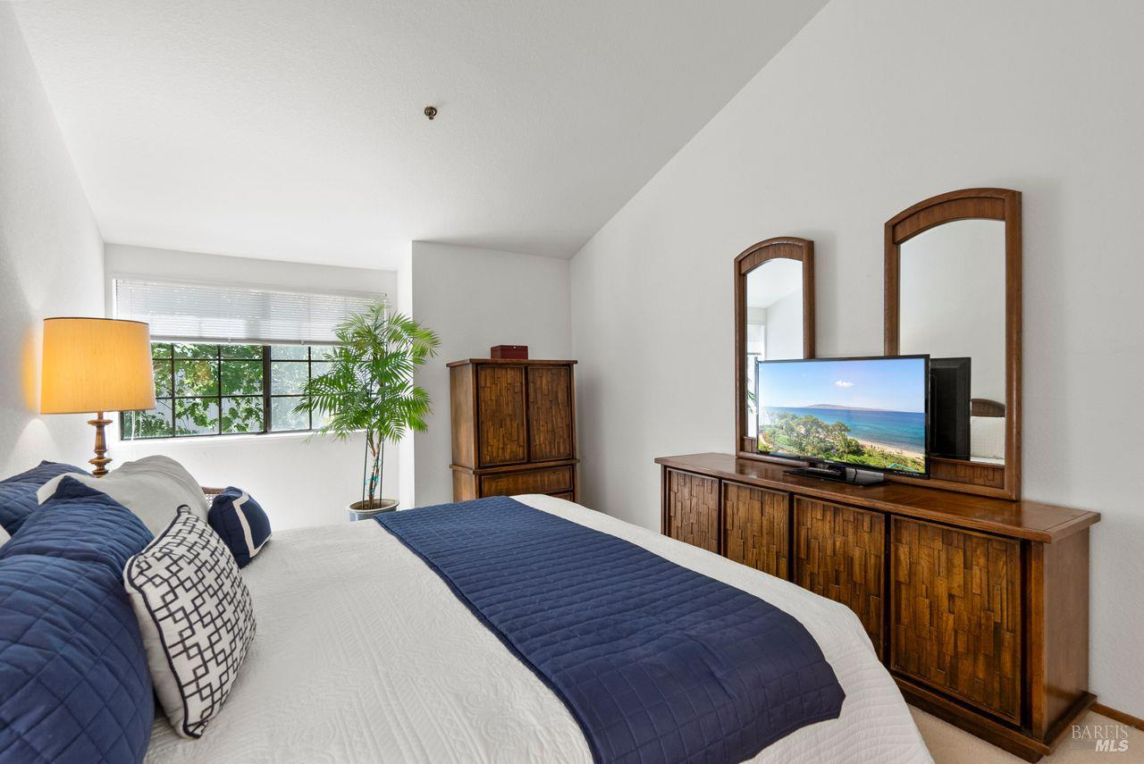Property photo 40