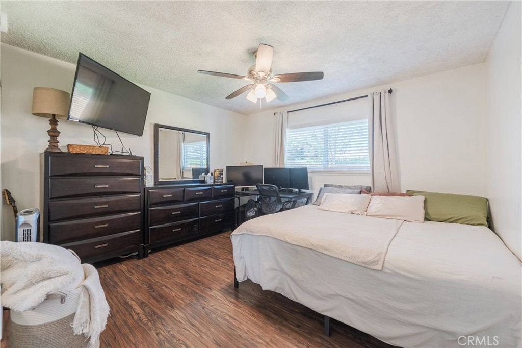 Property photo 35