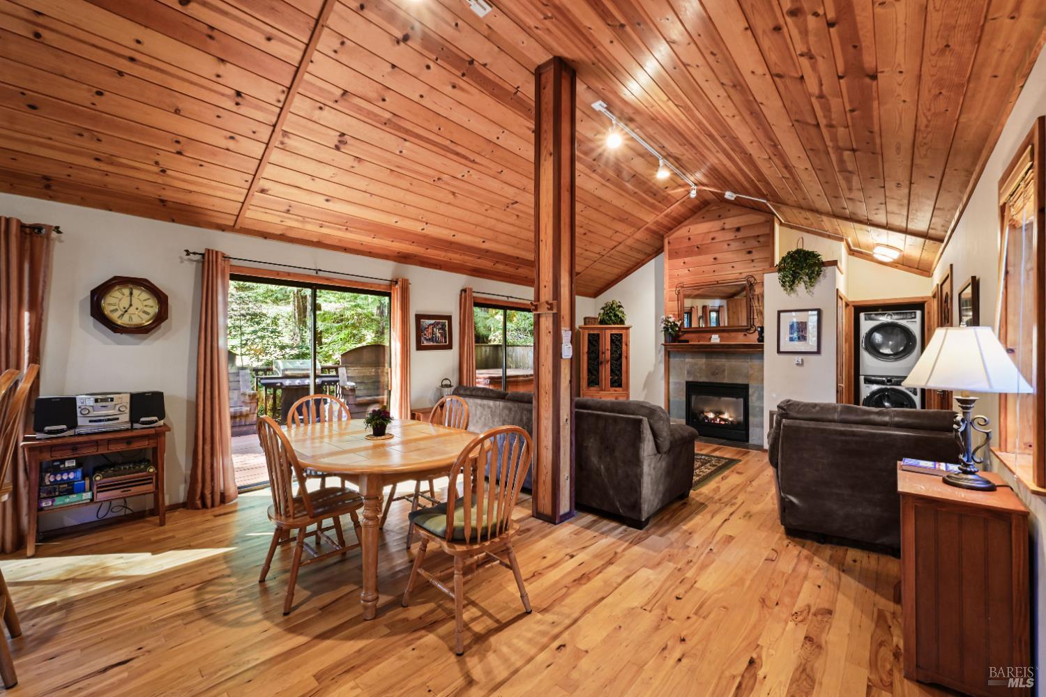 Property photo 24