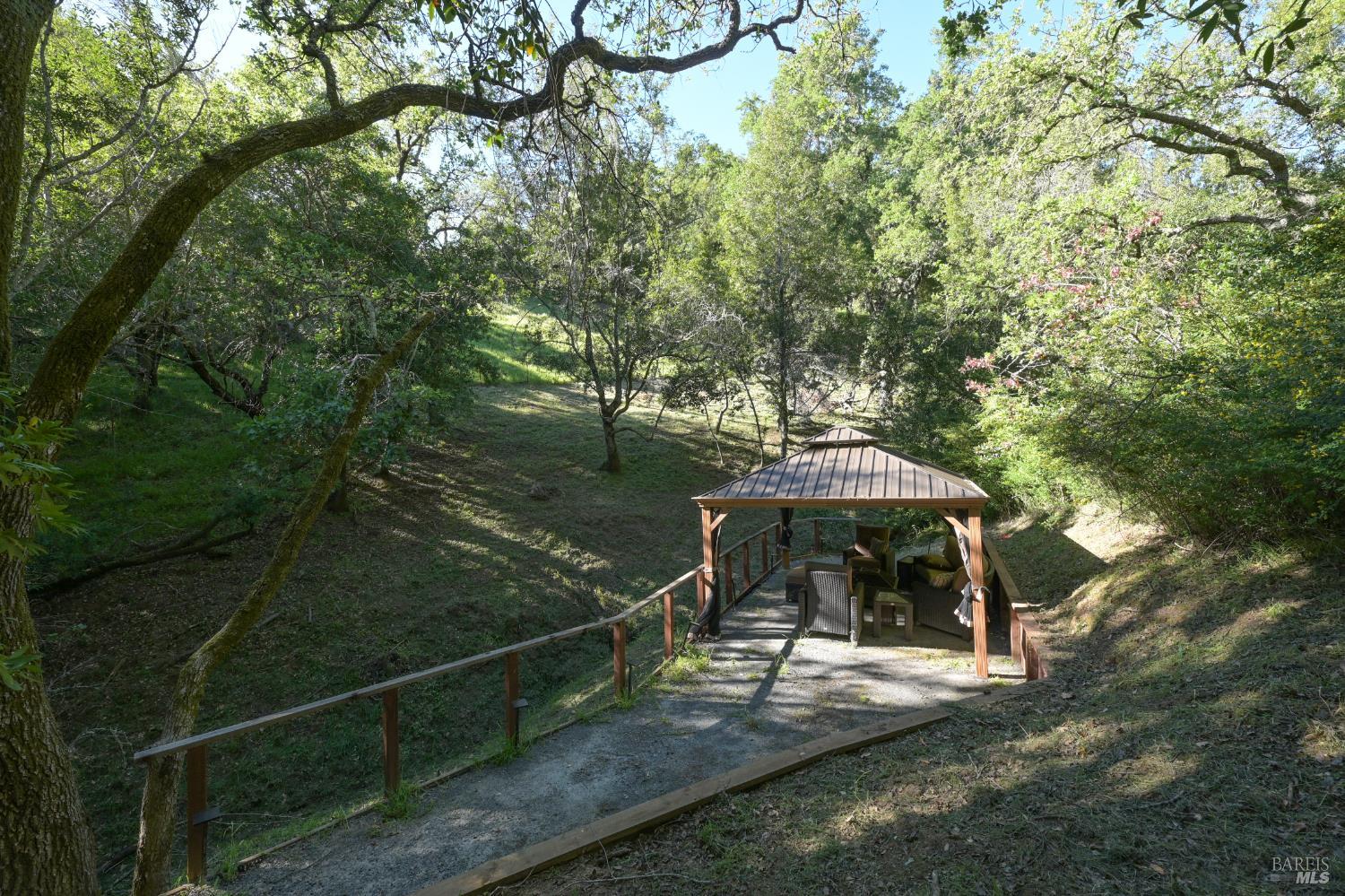 Property photo 38