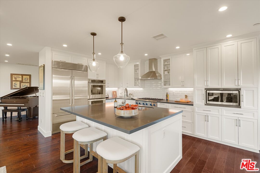 Property photo 34