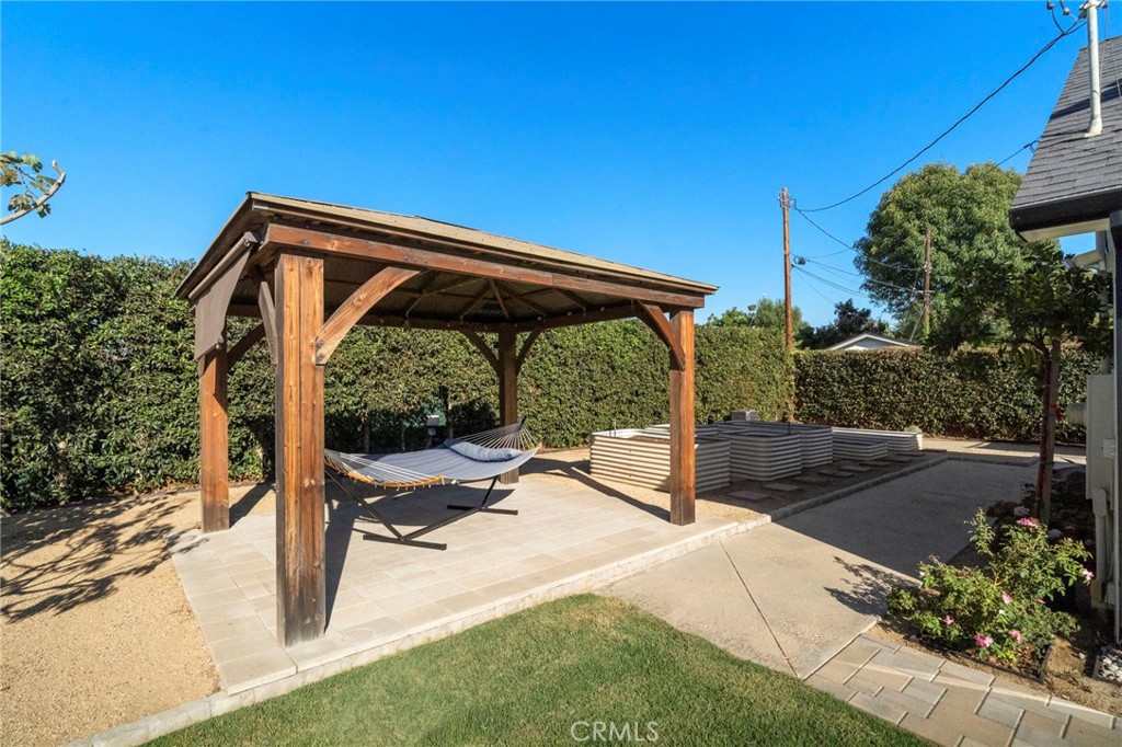 Property photo 44
