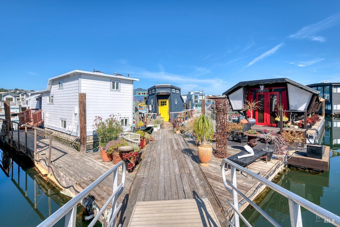 Property photo 28