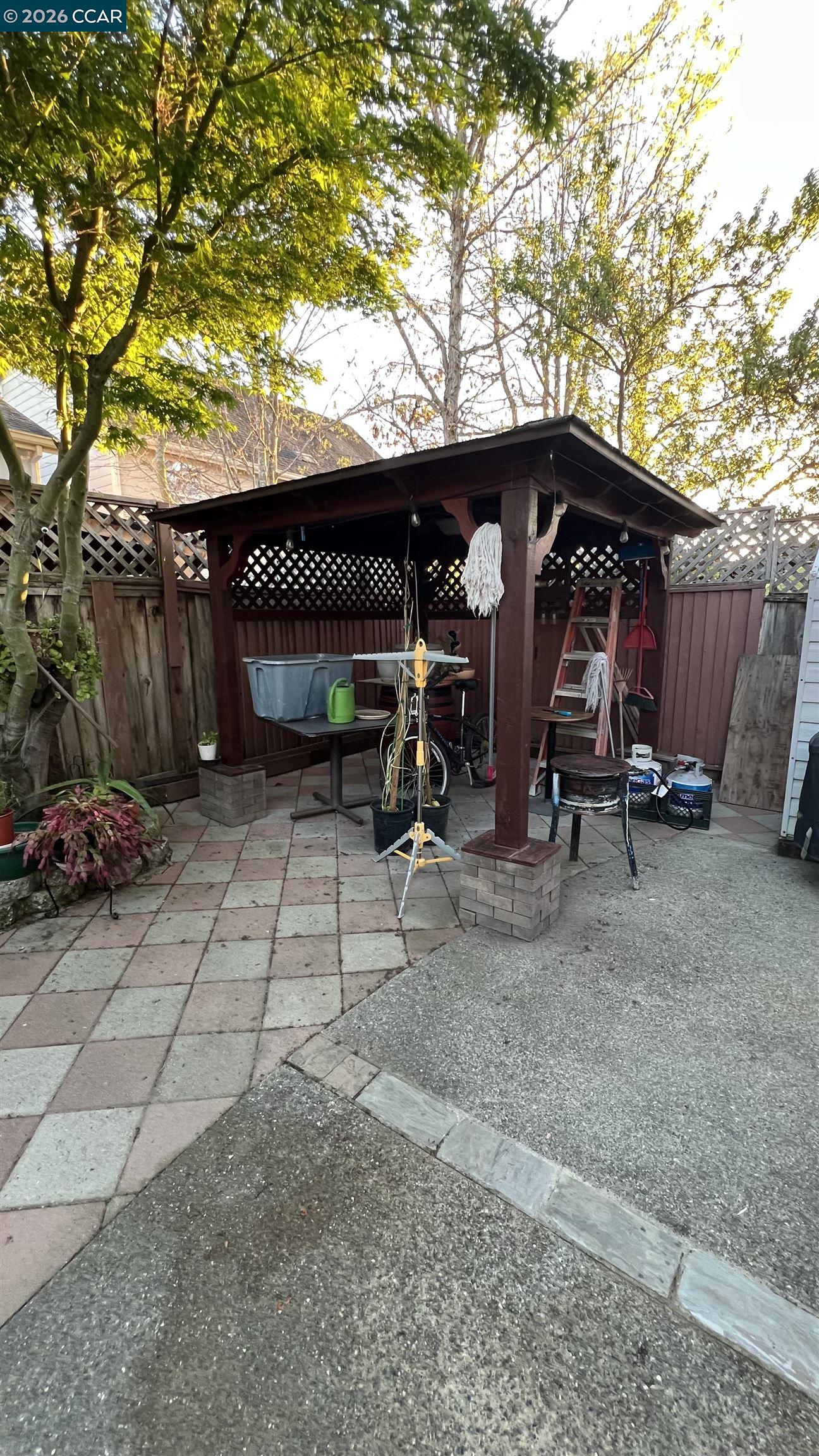 Property photo 25