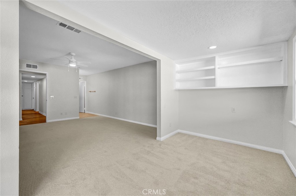 Property photo 50