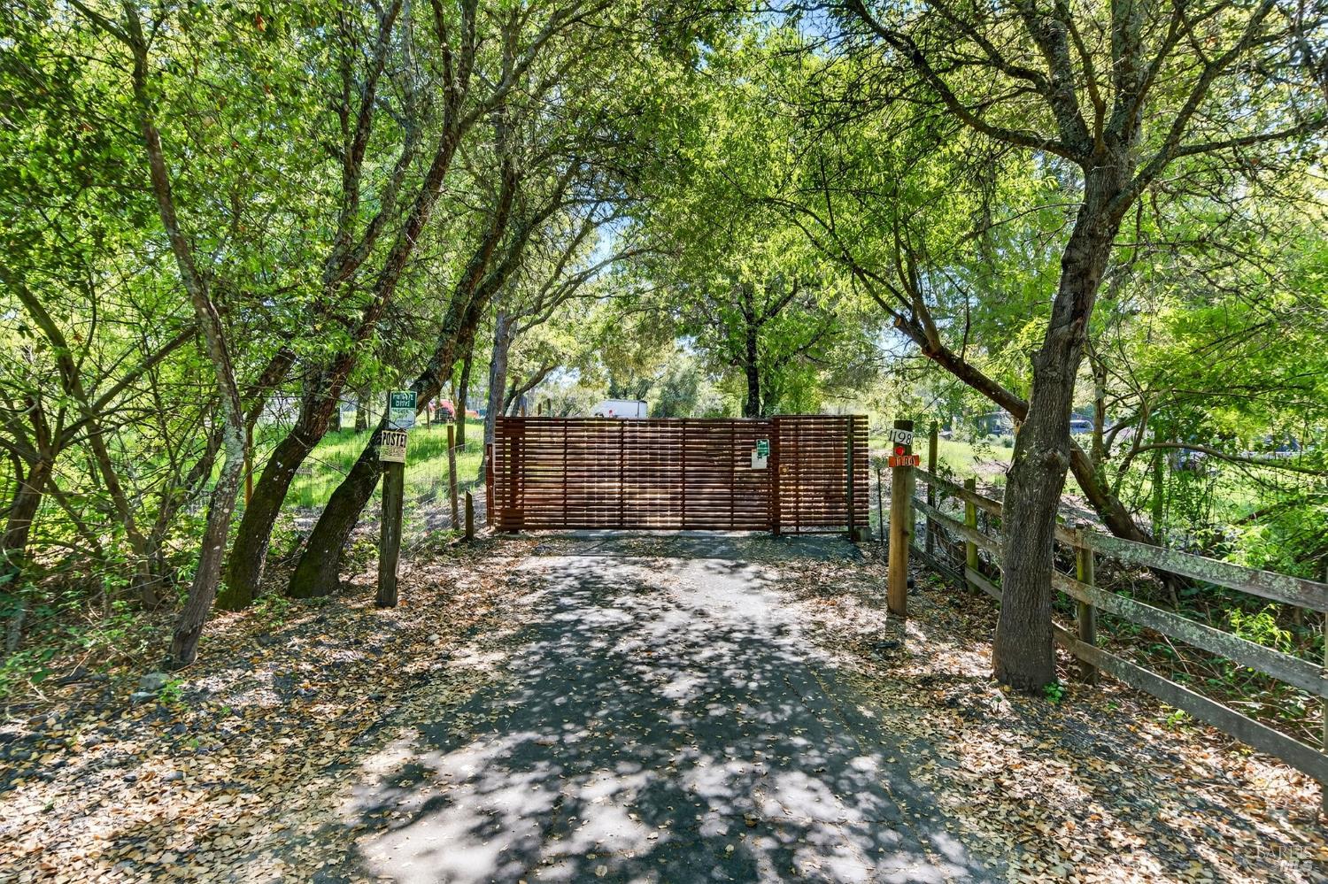 Property photo 22