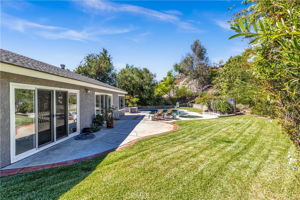 Property photo 32