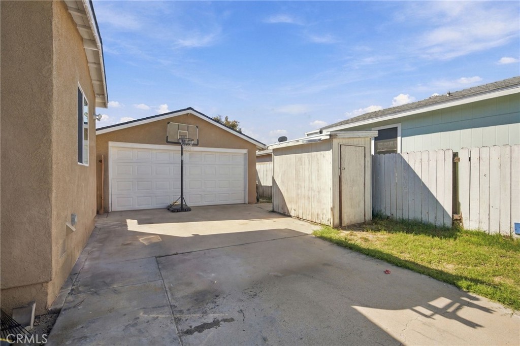Property photo 24