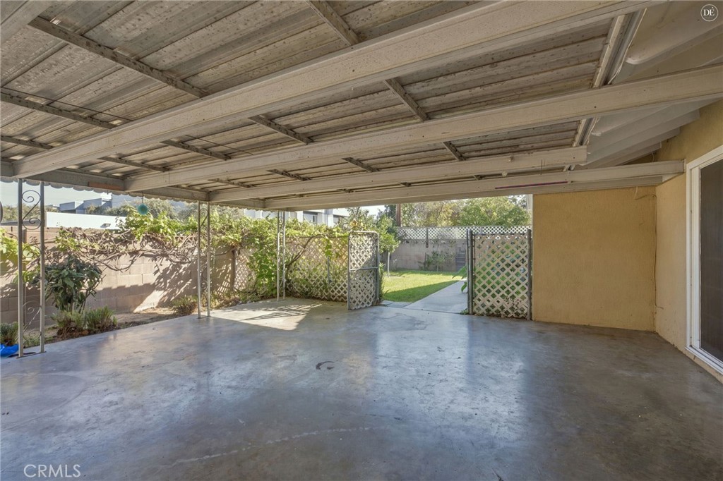 Property photo 37