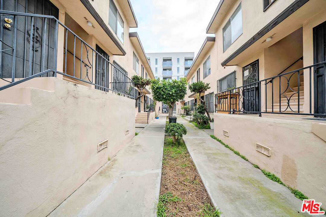 Property photo 40